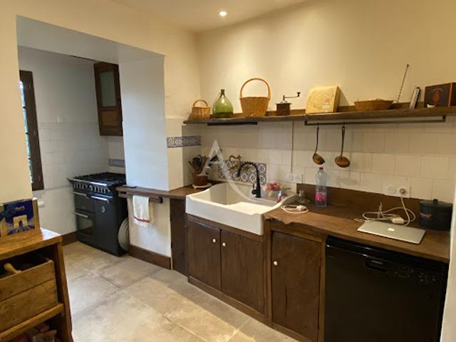 Vente Maison 8 pièces 284.04 m2 Montirat