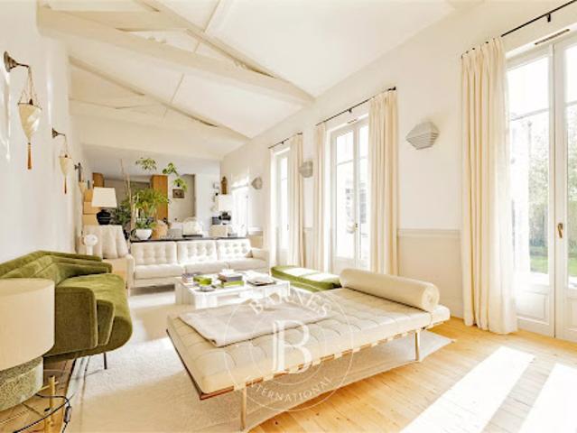 Vente Maison 8 pièces 284.61 m2 Bordeaux