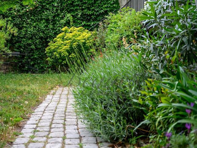 Vente Maison 8 pièces 285 m2 Tours