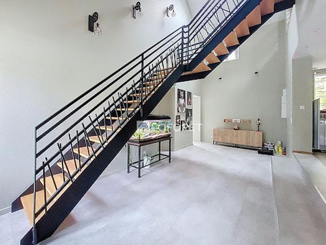 Vente Maison 8 pièces 286 m2 Crepy