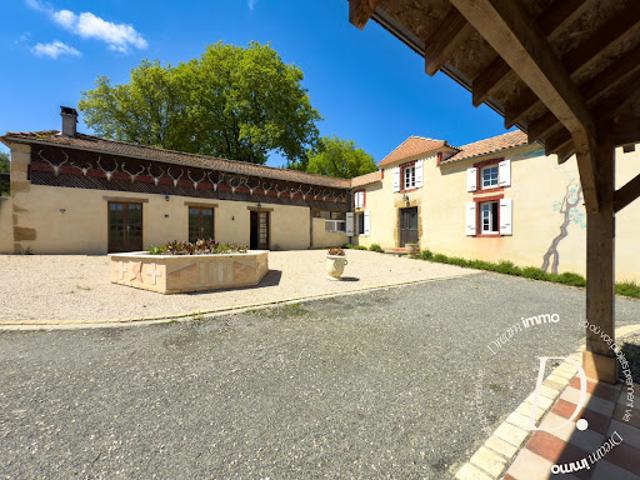 Vente Maison 8 pièces 280 m2 Marciac