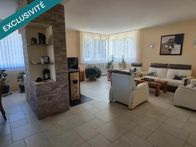 Vente Maison 8 pièces 280 m2 Foucaucourt sur Thabas