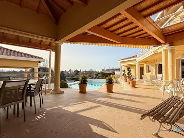 Vente Maison 8 pièces 280 m2 Limonest