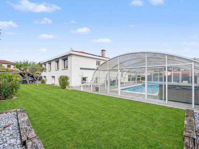 Vente Maison 8 pièces 280 m2 Saint Jean