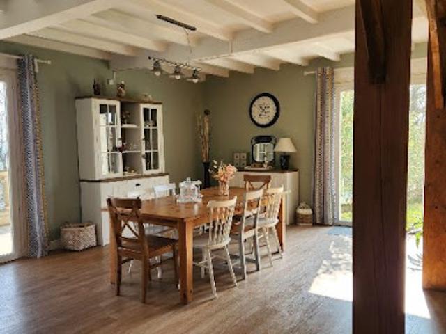 Vente Maison 8 pièces 280 m2 Serignac