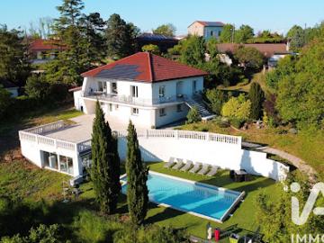 Vente Maison 8 pièces 282 m2 Dommartin