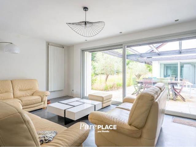 Vente Maison 8 pièces 282.5 m2 Sainte Luce sur Loire