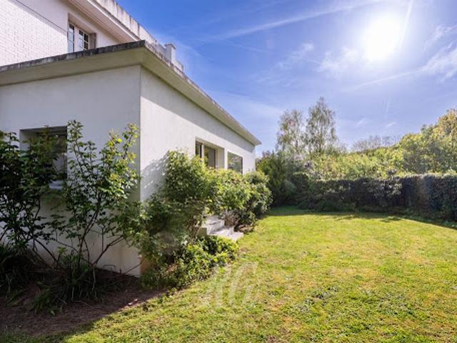 Vente Maison 8 pièces 283 m2 Marnes la Coquette