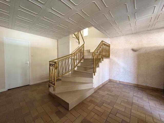 Vente Maison 8 pièces 283 m2 Saint Victor de Cessieu