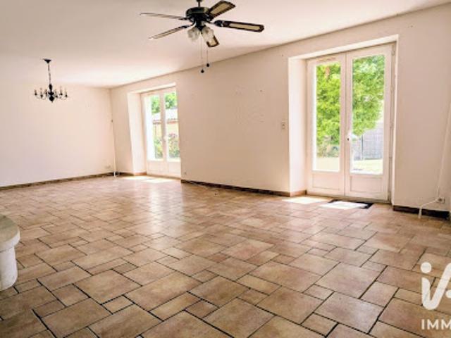 Vente Maison 8 pièces 295 m2 Beaumont les valence