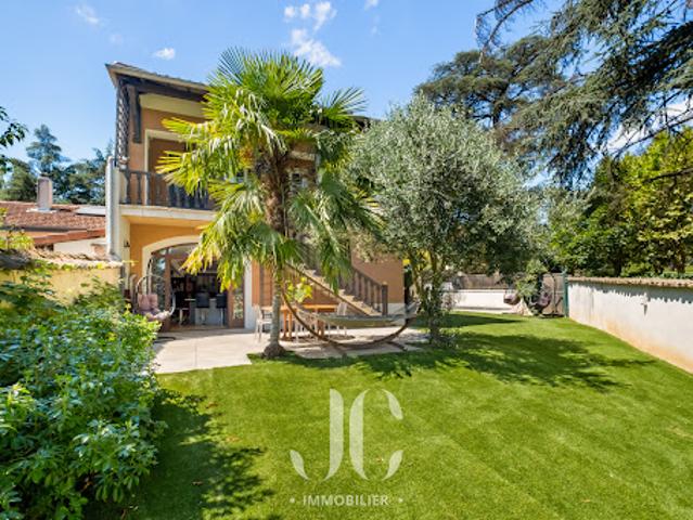 Vente Maison 8 pièces 295 m2 Charbonnières les Bains