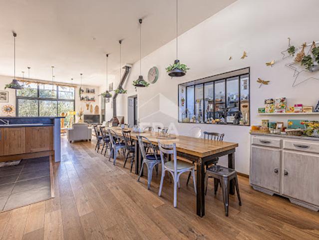 Vente Maison 8 pièces 296 m2 Vérines