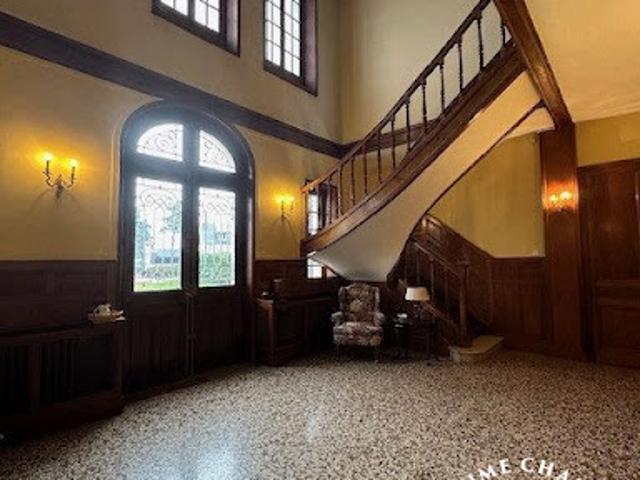 Vente Maison 8 pièces 290 m2 Bourges