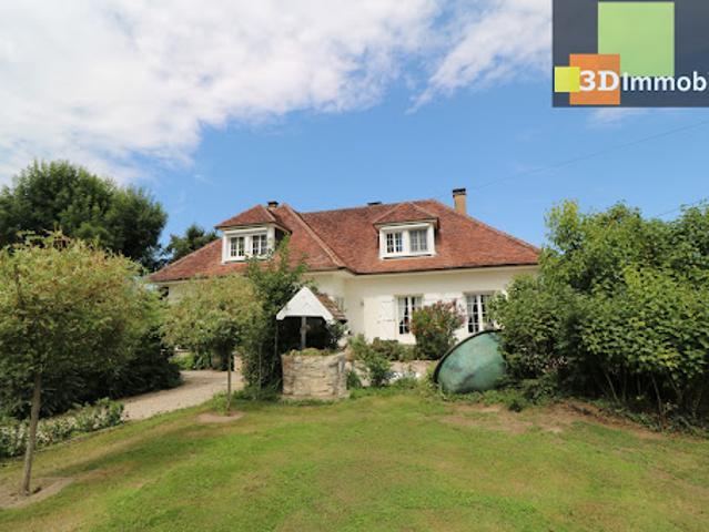 Vente Maison 8 pièces 290 m2 Dole