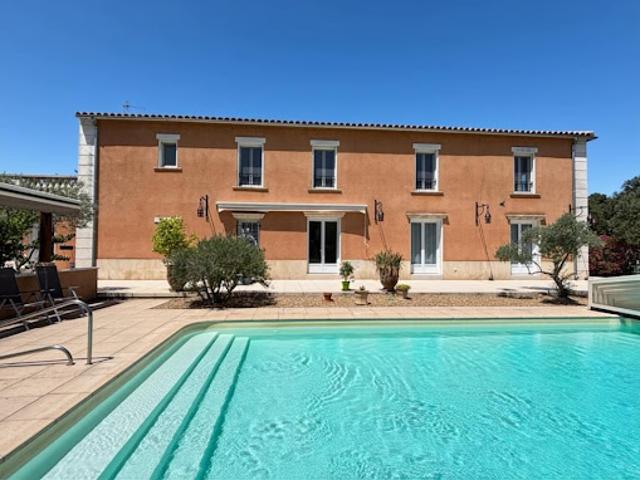 Vente Maison 8 pièces 290 m2 Les Angles