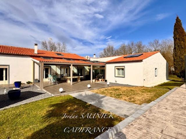 Vente Maison 8 pièces 305 m2 Revel