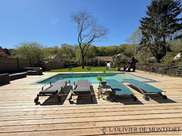 Vente Maison 8 pièces 308 m2 Montfort l'Amaury