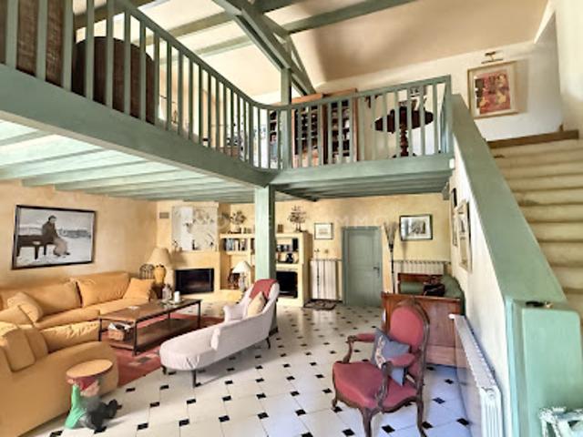Vente Maison 8 pièces 300 m2 Mirmande