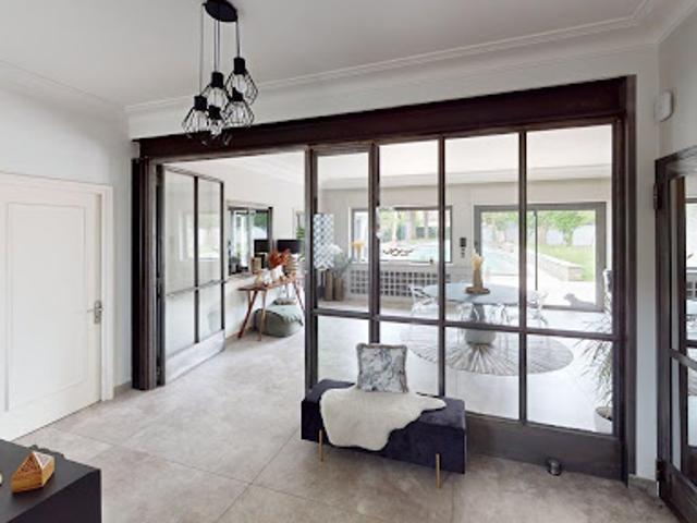Vente Maison 8 pièces 300 m2 Nivolas Vermelle