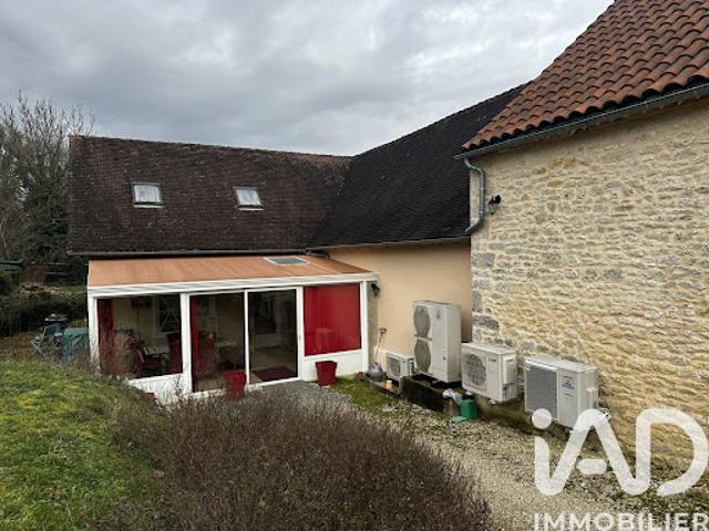 Vente Maison 8 pièces 300 m2 Coulaures