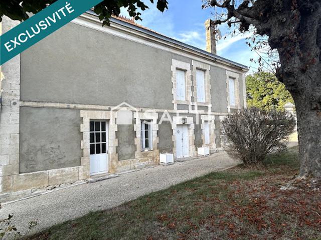 Vente Maison 8 pièces 300 m2 Voeuil et Giget