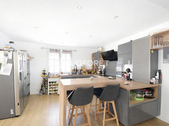 Vente Maison 8 pièces 302 m2 Tourrettes