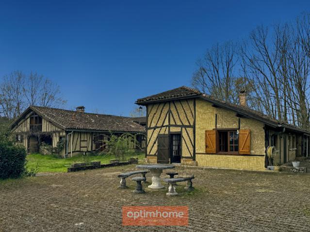 Vente Maison 8 pièces 315 m2 Gabarret