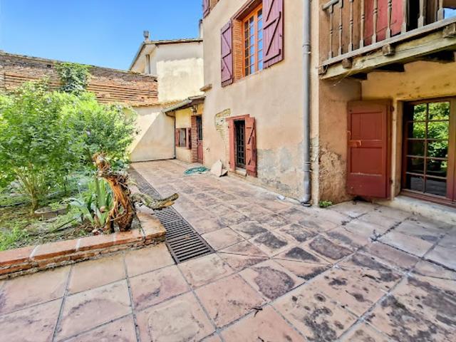 Vente Maison 8 pièces 315 m2 Pompignan
