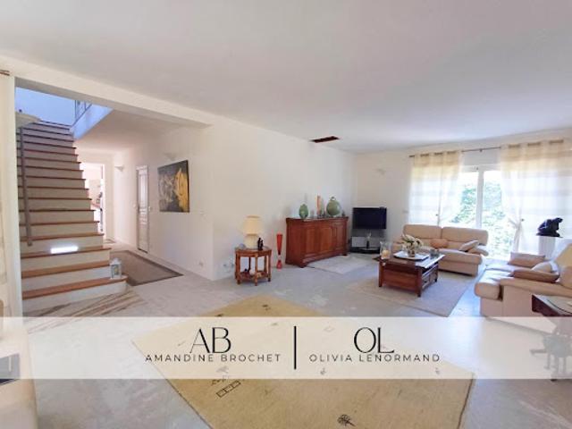 Vente Maison 8 pièces 311 m2 Mareil sur Mauldre