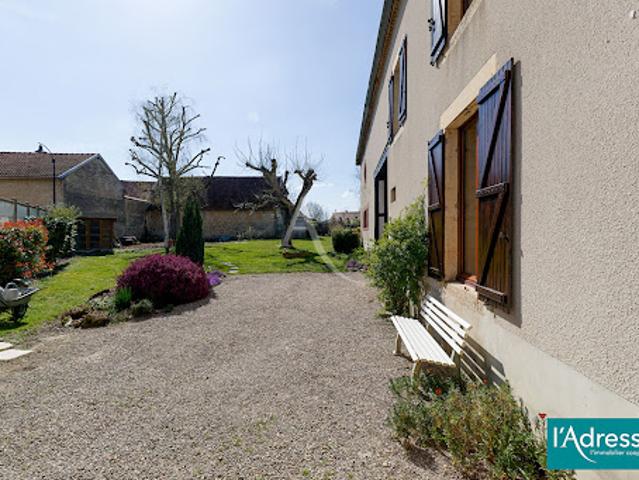 Vente Maison 8 pièces 324 m2 Villers aux Noeuds