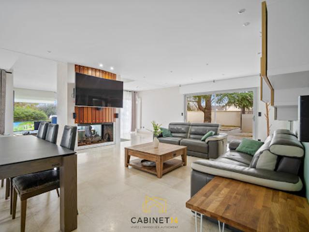 Vente Maison 8 pièces 328 m2 Varennes Jarcy