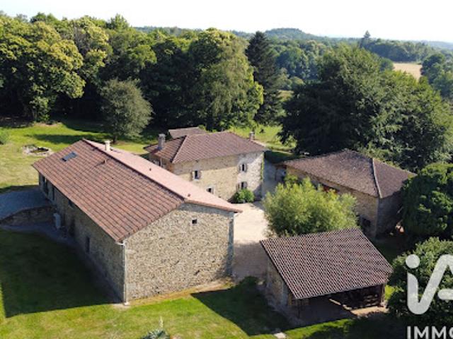 Vente Maison 8 pièces 320 m2 Ambazac