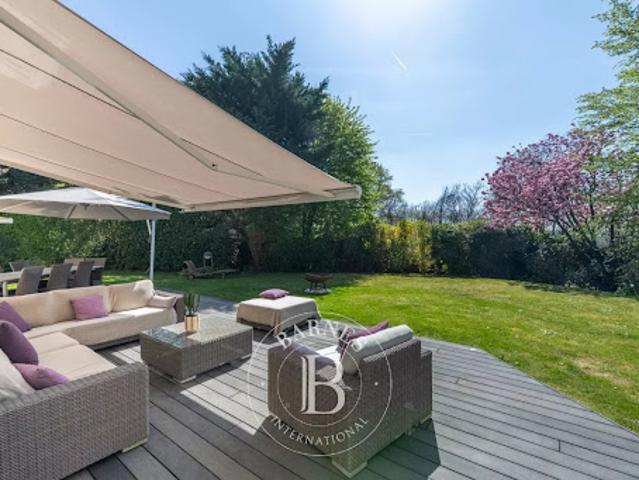 Vente Maison 8 pièces 320 m2 La Celle Saint Cloud