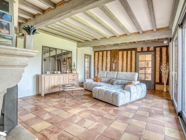 Vente Maison 8 pièces 335 m2 Saint Pardoux Isaac
