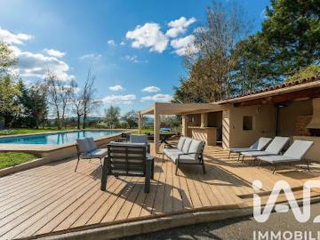 Vente Maison 8 pièces 338 m2 Dommartin