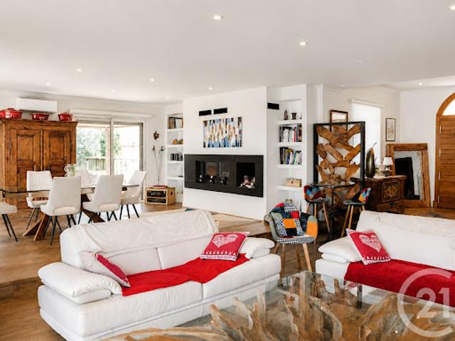 Vente Maison 8 pièces 348 m2 Biguglia