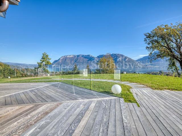 Vente Maison 8 pièces 354 m2 Sevrier