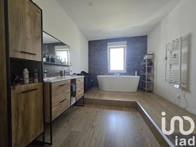 Vente Maison 8 pièces 359 m2 Réméréville