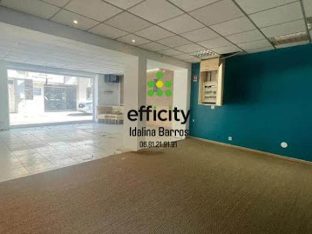 Vente Maison 8 pièces 350 m2 Aigre