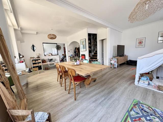 Vente Maison 8 pièces 350 m2 Magny en Vexin