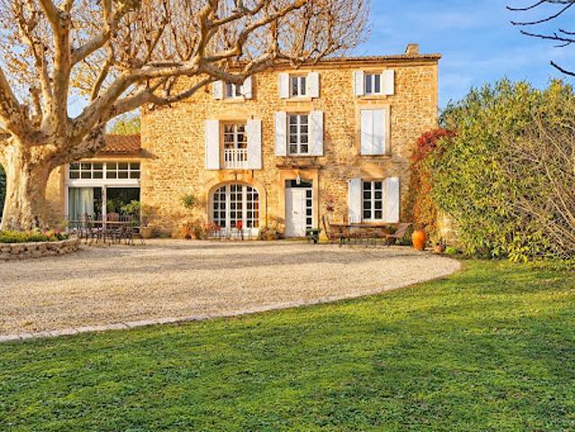 Vente Maison 8 pièces 350 m2 Saint Rémy de Provence