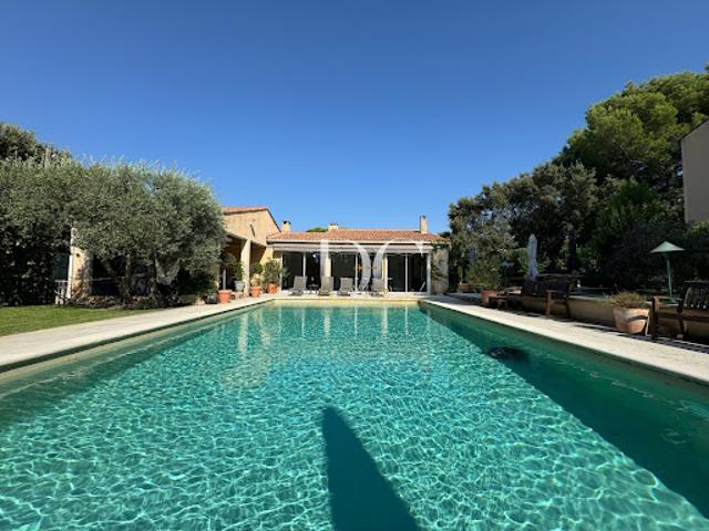 Vente Maison 8 pièces 351 m2 Cavaillon