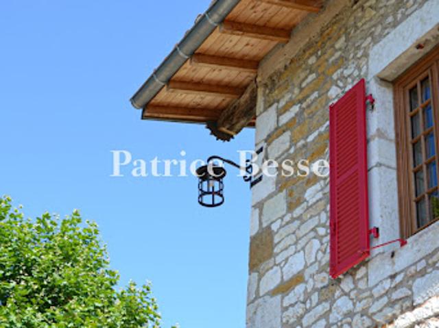 Vente Maison 8 pièces 352 m2 Val Revermont