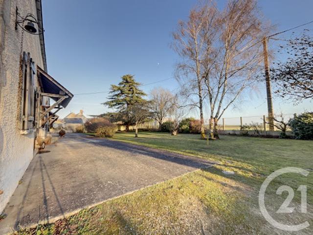 Vente Maison 8 pièces 365.58 m2 Josnes