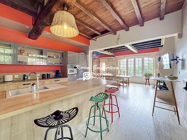 Vente Maison 8 pièces 363 m2 Galgon