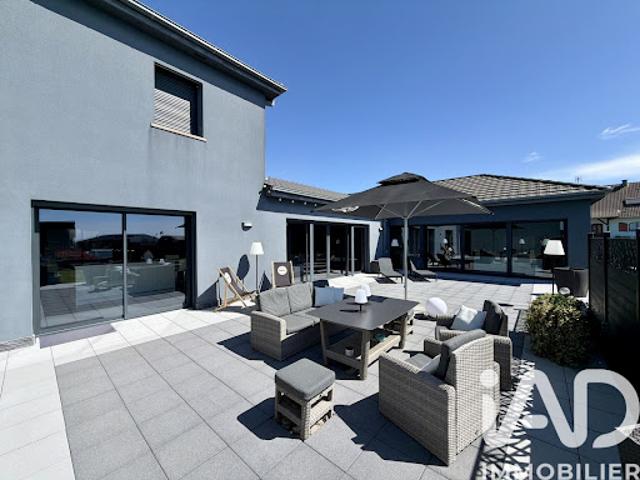 Vente Maison 8 pièces 377 m2 Saint Jean Kourtzerode