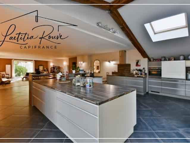 Vente Maison 8 pièces 370 m2 La Sauvetat de Savères