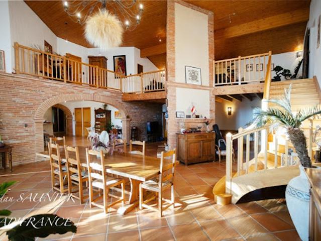 Vente Maison 8 pièces 372 m2 Villefranche de Lauragais