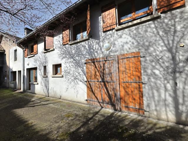 Vente Maison 8 pièces 373 m2 Saint Sulpice