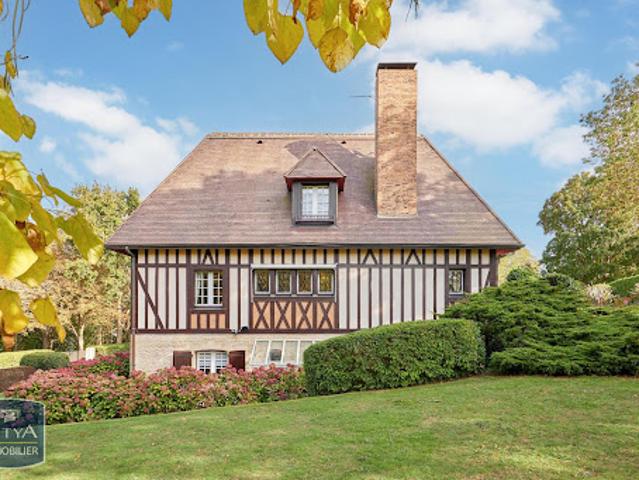 Vente Maison 8 pièces 385 m2 Saint Arnoult